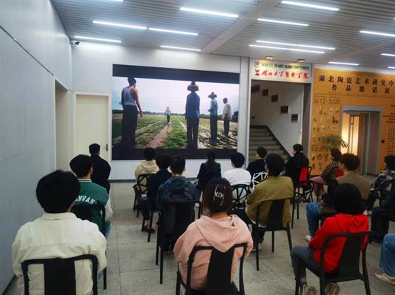 https://artweb.hubei-university.com/__local/0/80/25/4231B6395372CB1062EB070284C_88DFD8B1_17AF3.jpg