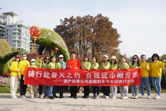 https://zcgs.hubei-university.com/__local/A/2B/52/71F6B2579DE8CE54EA3617C03A3_AF9EF0EF_744B0.jpg