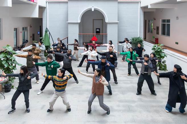 http://hmji.hubei-university.com/__local/3/E5/93/469622670DFA13D6986411002E1_5281A16B_36CCA.jpg